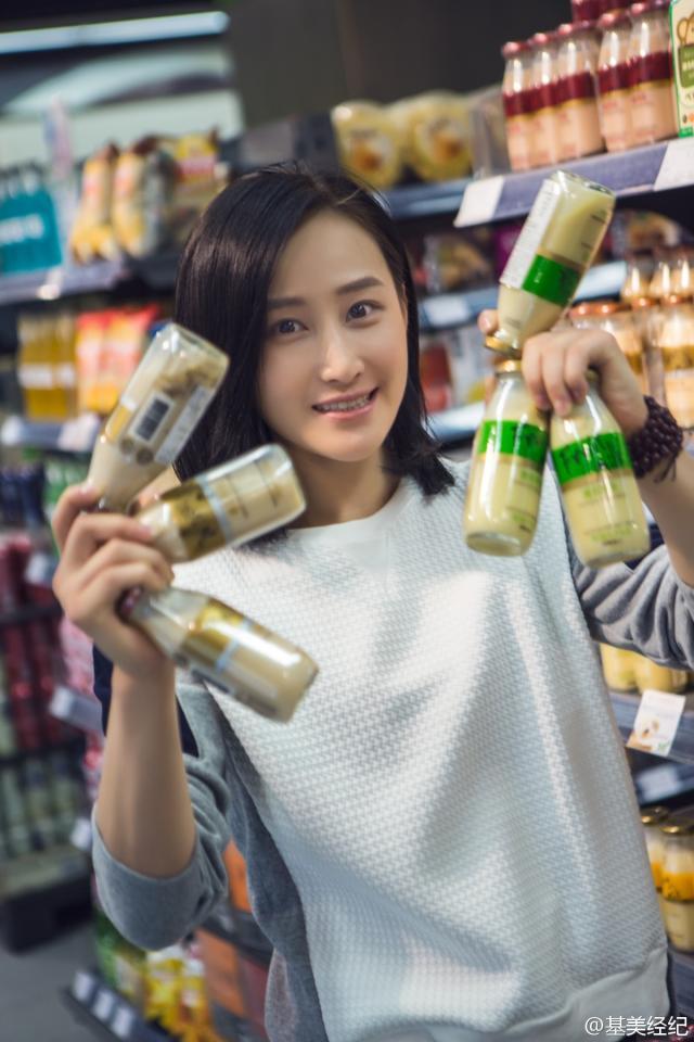 1616234976303009403.jpg p2518042025.jpg